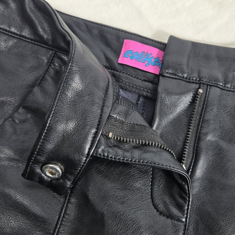 Edikted Ramona High Waist Faux Leather Shorts Womens Medium Black Trendy Vegan - Picture 5 of 11